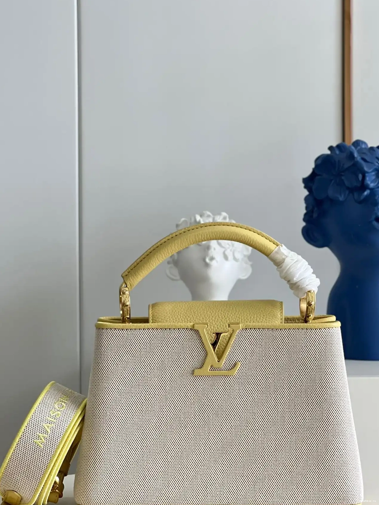WIS VUITTON BB LOUIS CAPUCINES 0323